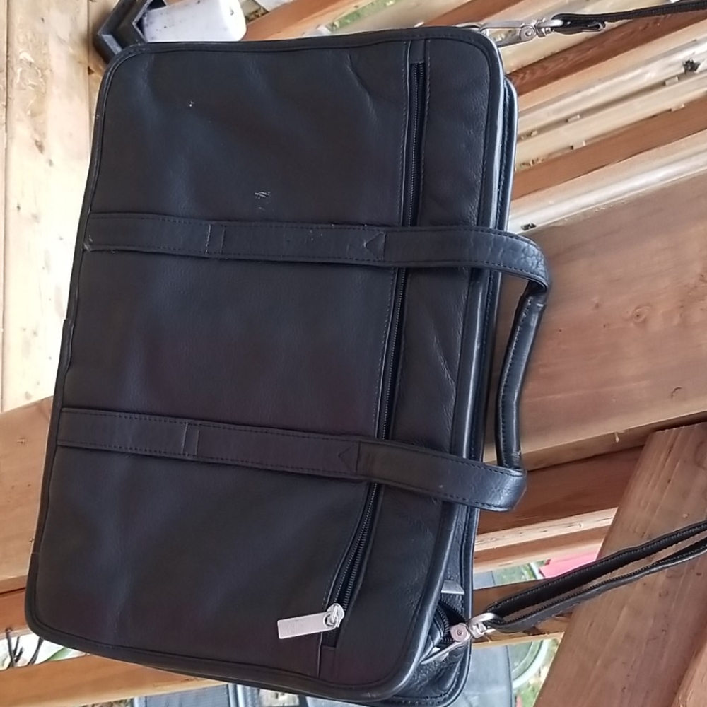 Bill Blass Leather Bag - Picture 5 of 14